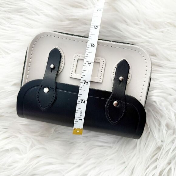 CAMBRIDGE SATCHEL COMPANY | Leather Mini Bag Black White Crossbody Colorblock - Picture 8 of 10